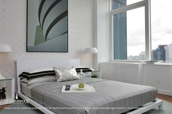 Cozy luxury Bedroom at 27 on 27th, New York